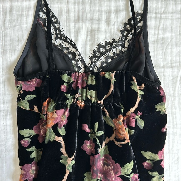 Max Studio Lace Top - Picture 4 of 5